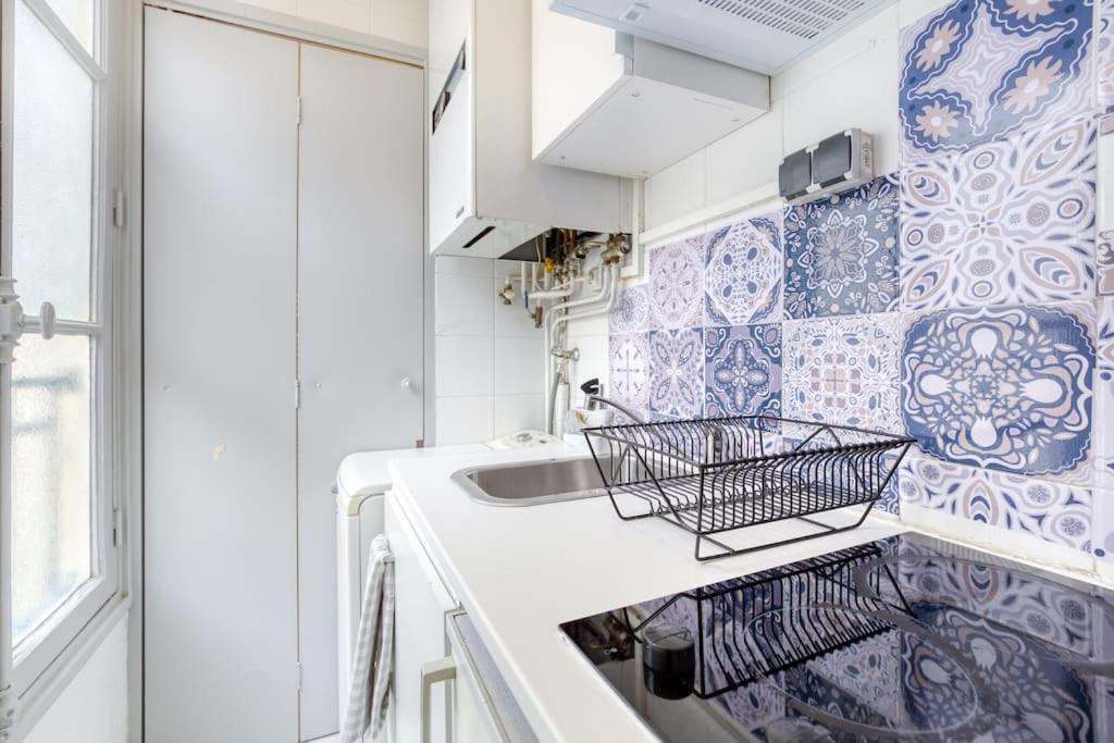 * Le Versaillais*2 Min A Pied Du Chateau Versailles Bilik gambar